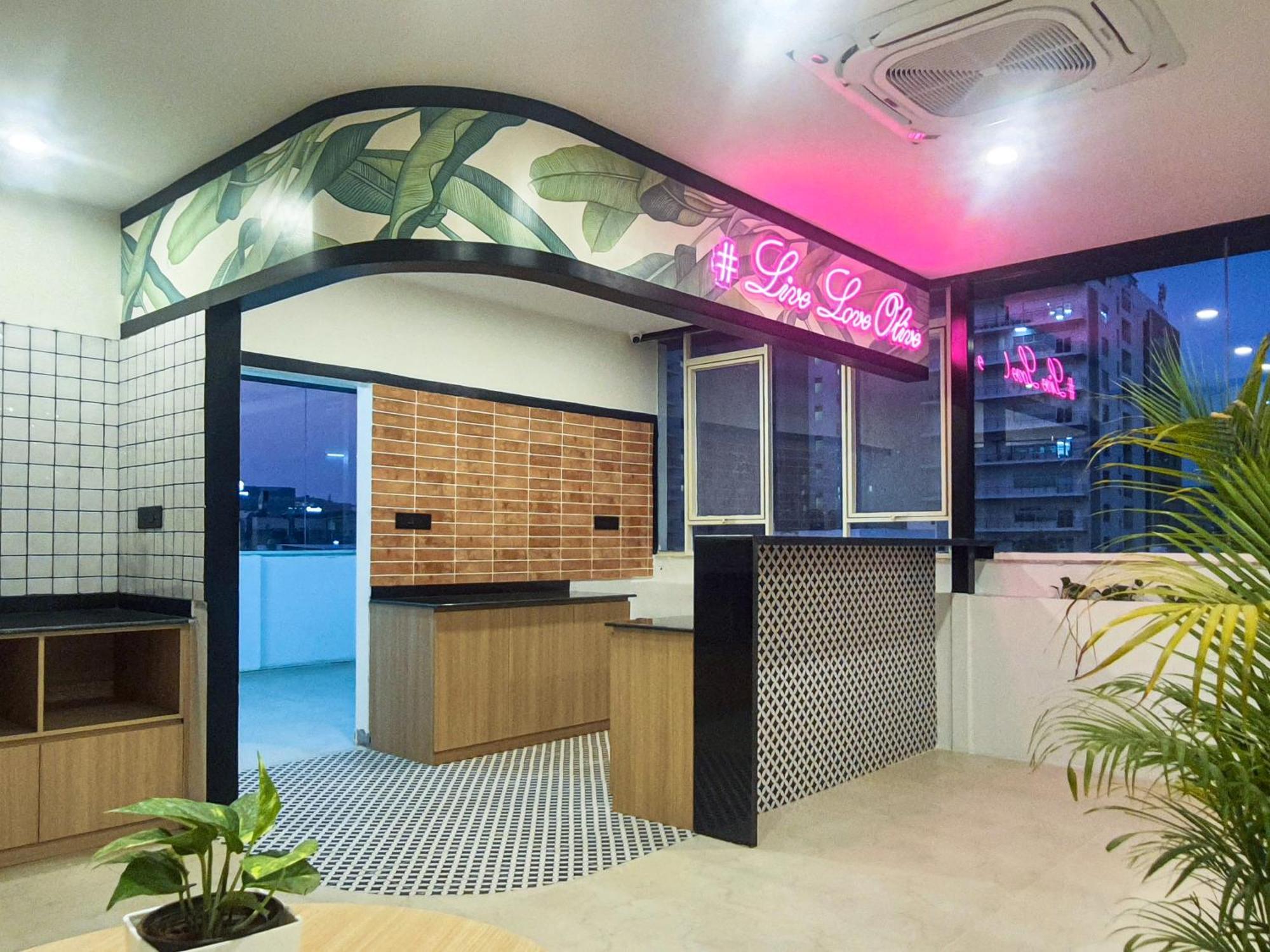 Olive Hotel Mahadevapura By Embassy Group Bangalore Buitenkant foto